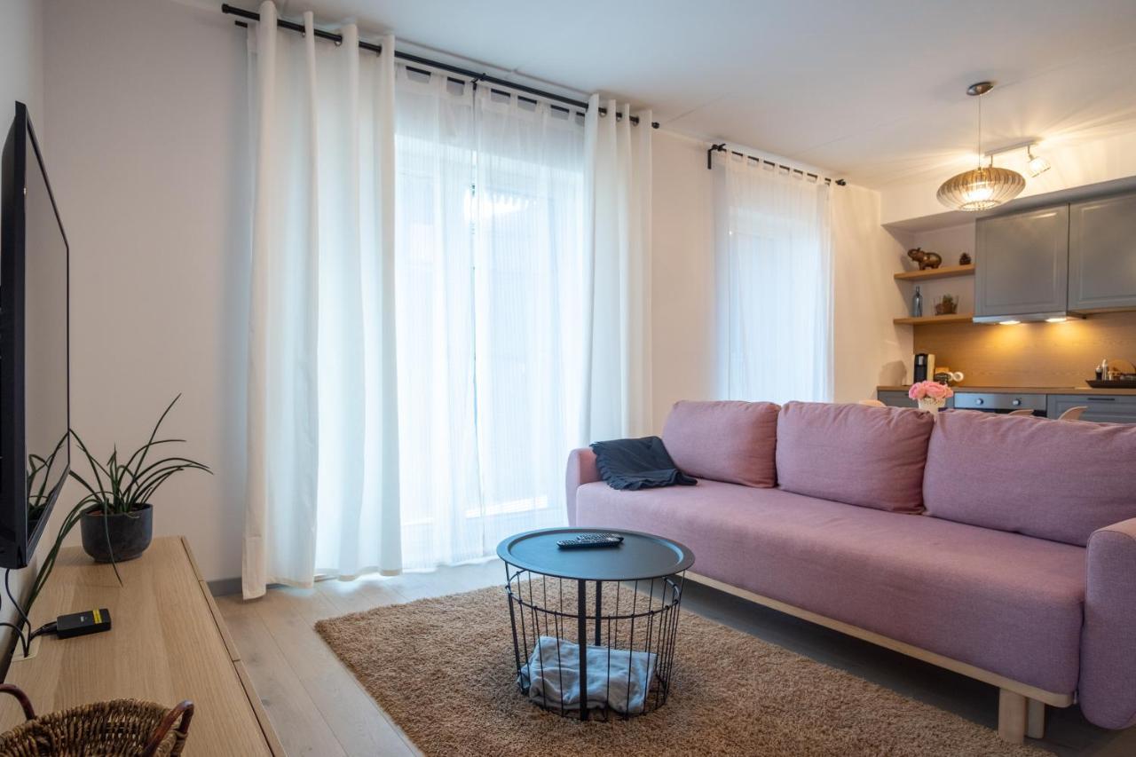 Dream Stay - Brand New Apartment With Balcony & Free Parking Tallinn Kültér fotó