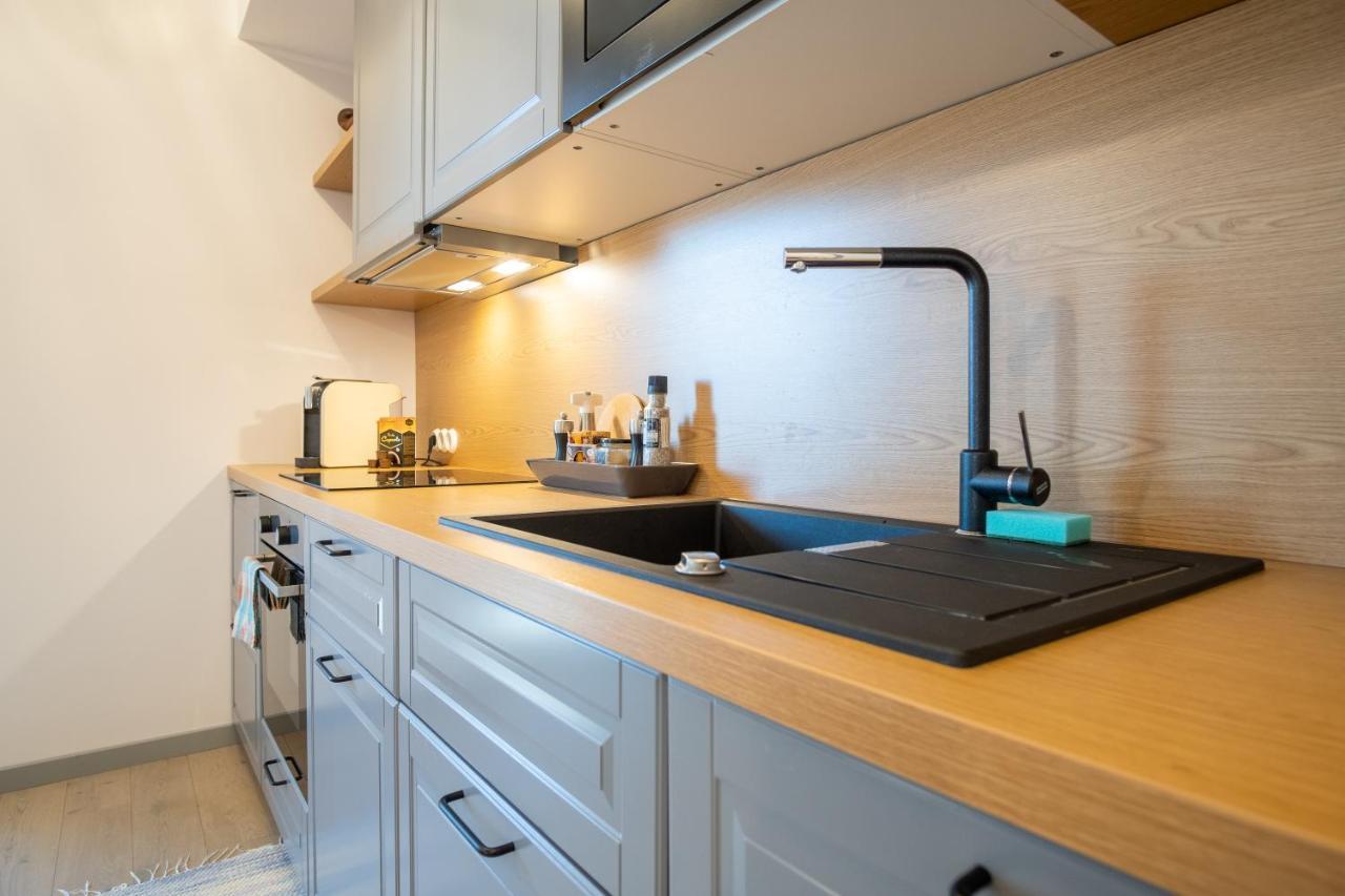 Dream Stay - Brand New Apartment With Balcony & Free Parking Tallinn Kültér fotó