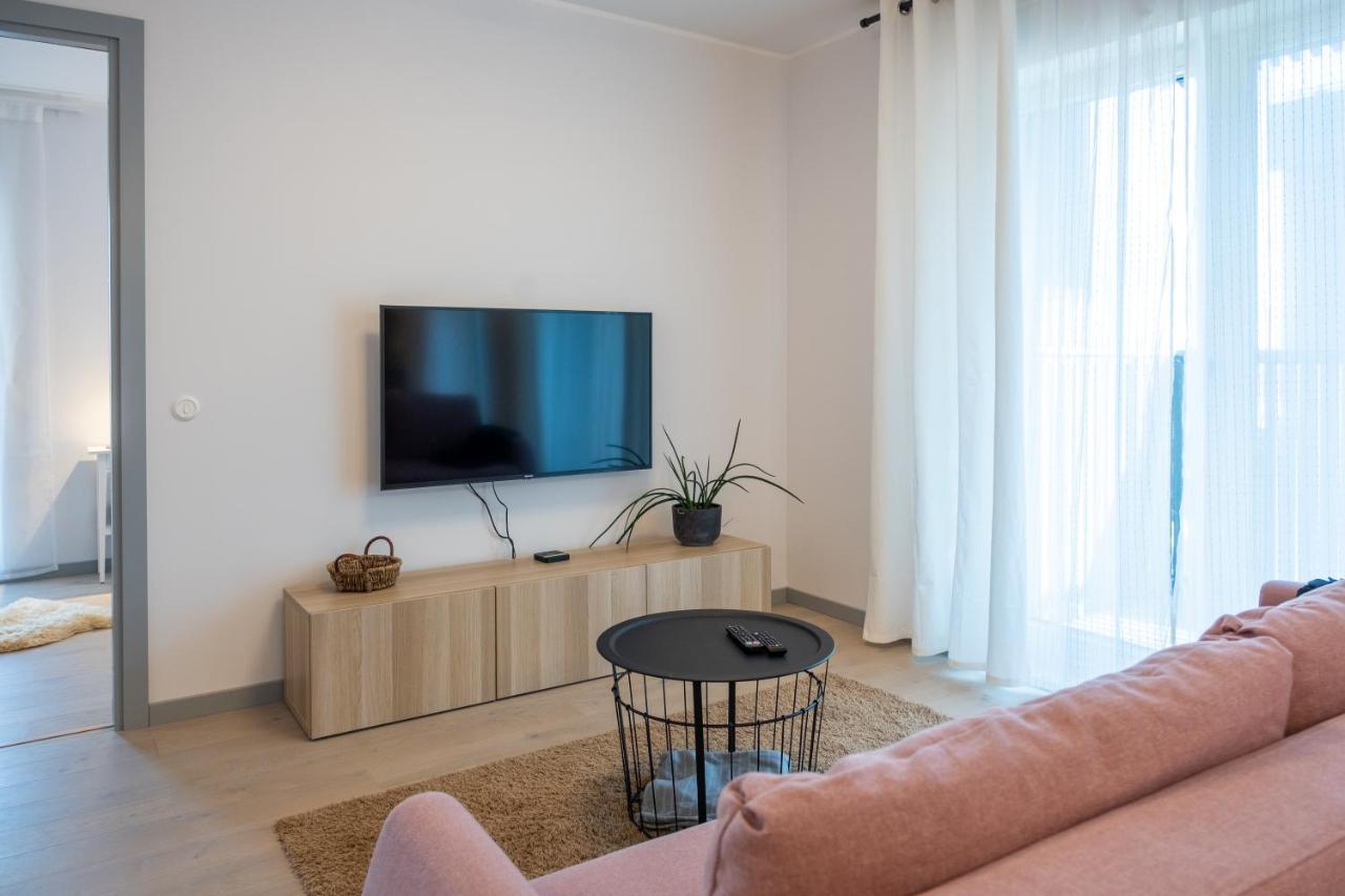 Dream Stay - Brand New Apartment With Balcony & Free Parking Tallinn Kültér fotó