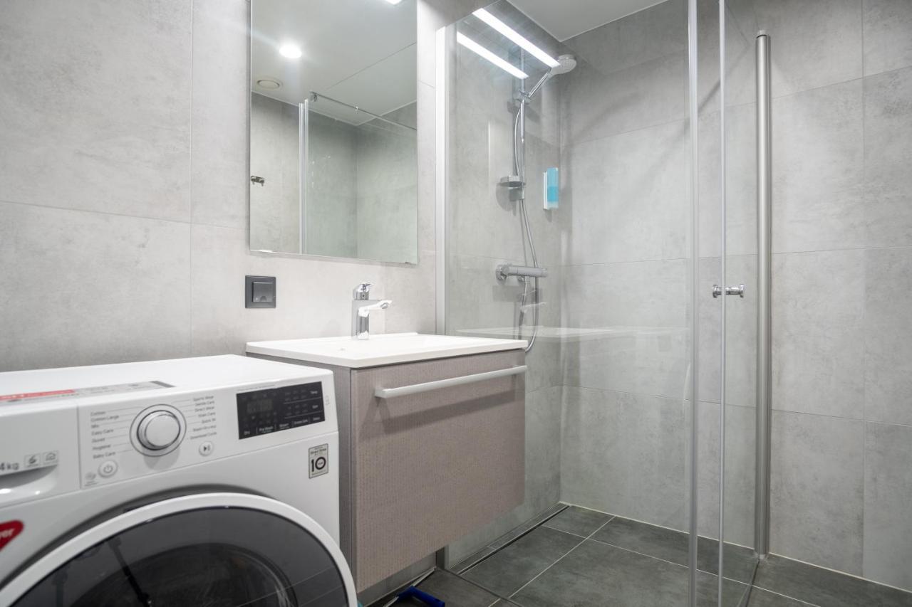 Dream Stay - Brand New Apartment With Balcony & Free Parking Tallinn Kültér fotó